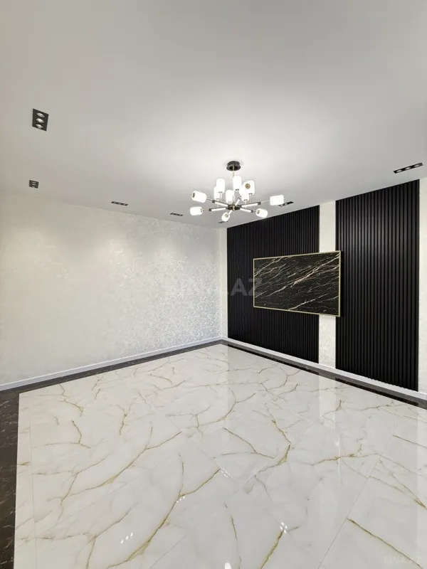 Satılır 5 otaqlı həyət evi 220 m²