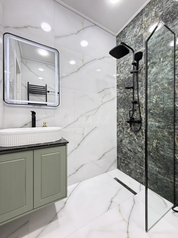 Satılır 5 otaqlı həyət evi 220 m²