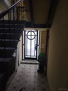 Satılır 6 otaqlı mənzil 130.5 m²