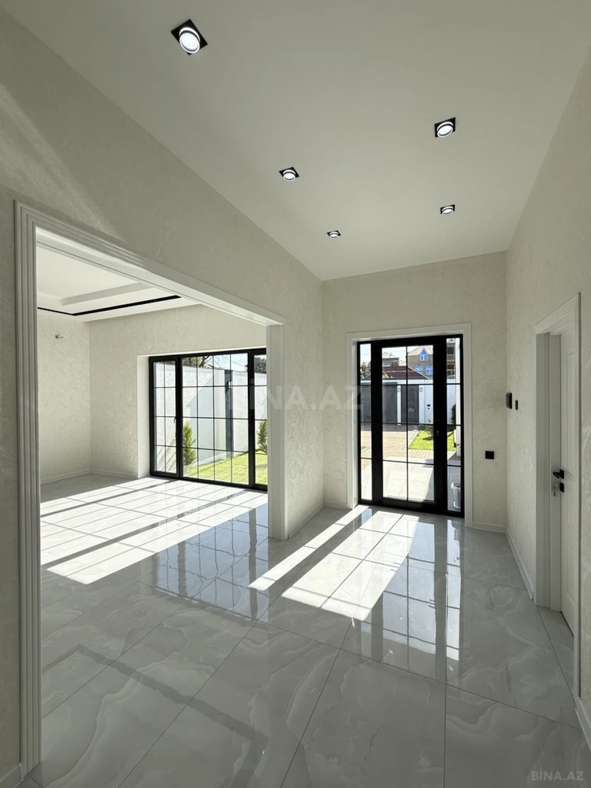 Satılır 4 otaqlı həyət evi 170 m²