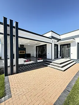 Satılır 4 otaqlı həyət evi 170 m²