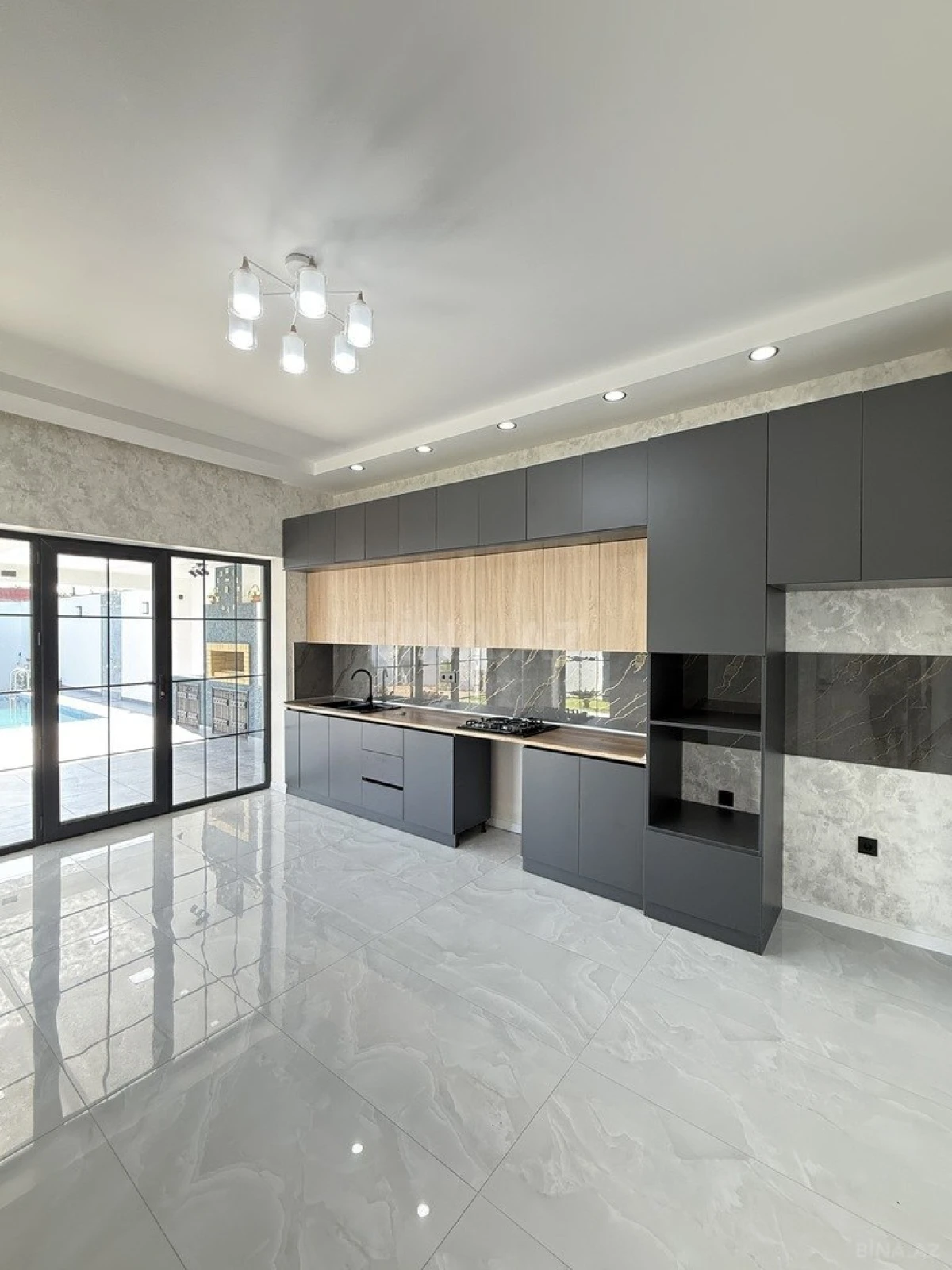 Satılır 4 otaqlı həyət evi 170 m²