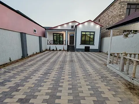 Satılır 4 otaqlı həyət evi 130 m²