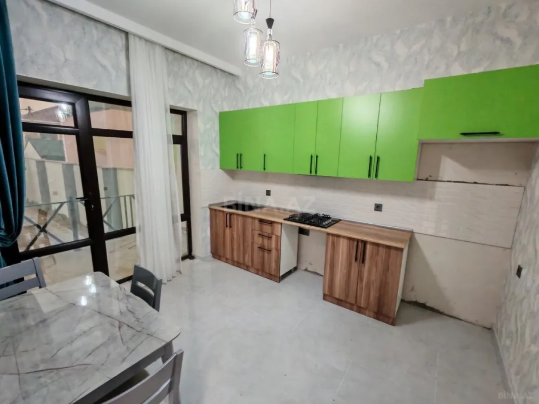 Satılır 4 otaqlı həyət evi 130 m²