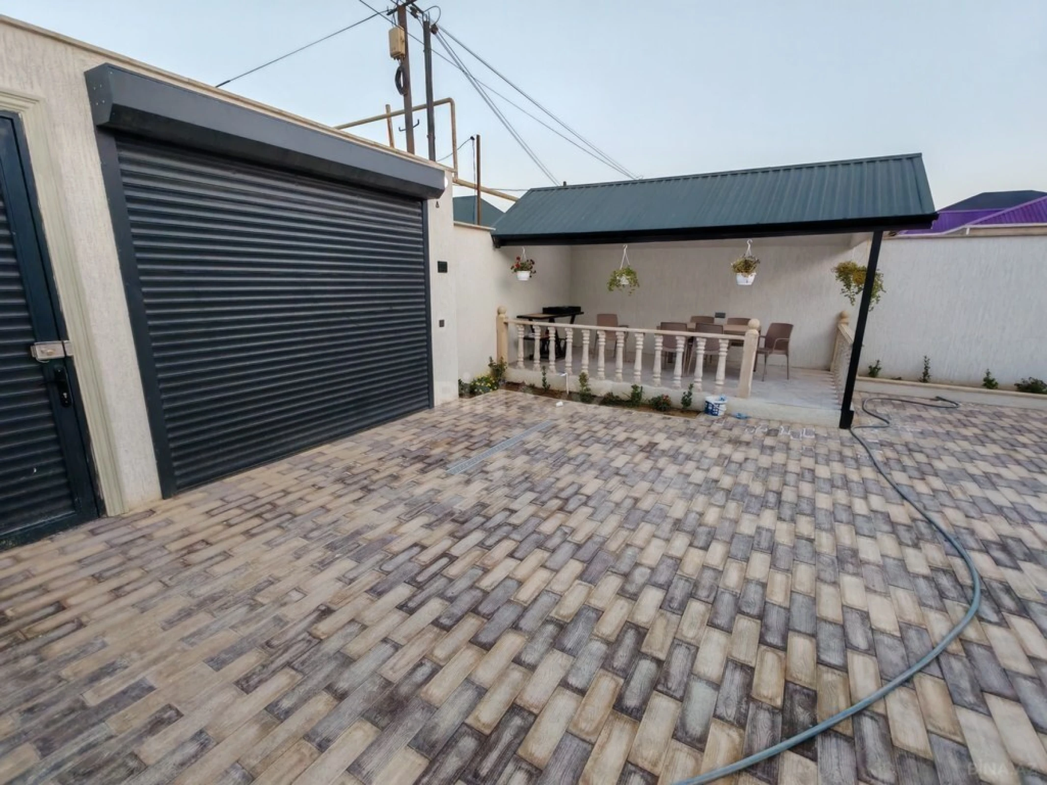 Satılır 4 otaqlı həyət evi 130 m²