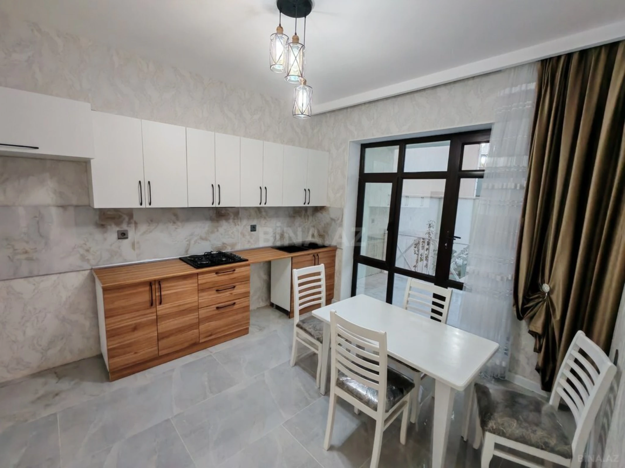 Satılır 4 otaqlı həyət evi 130 m²