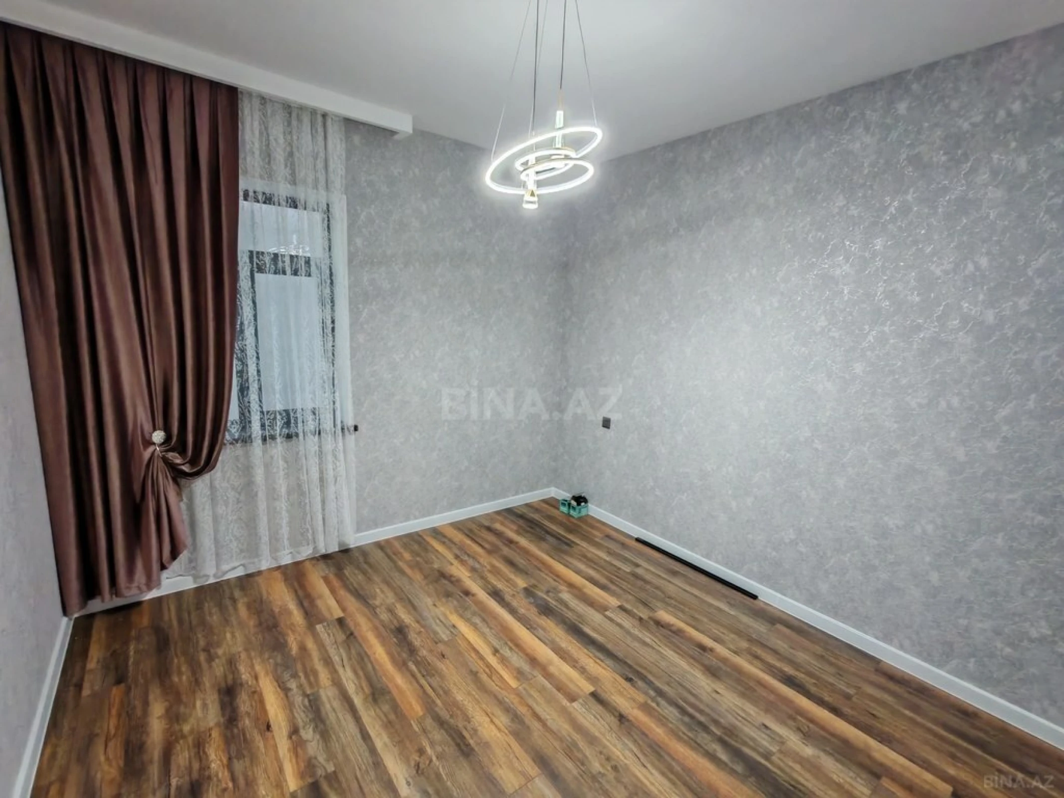 Satılır 4 otaqlı həyət evi 130 m²