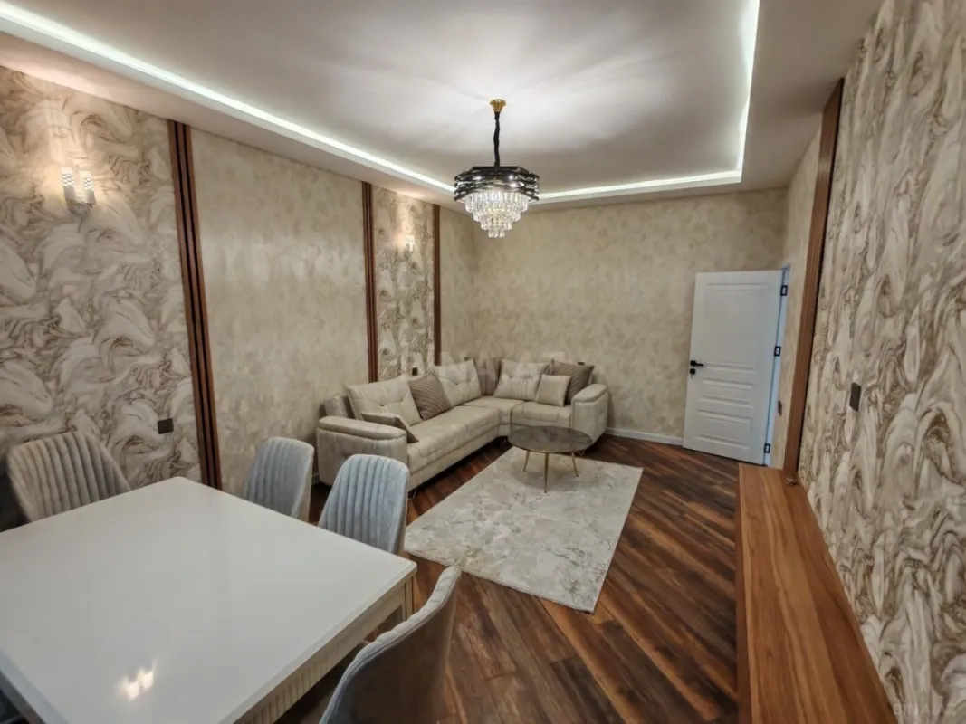 Satılır 4 otaqlı həyət evi 130 m²