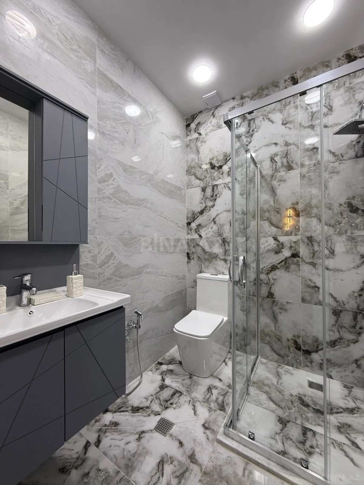 Satılır 4 otaqlı həyət evi 150 m²