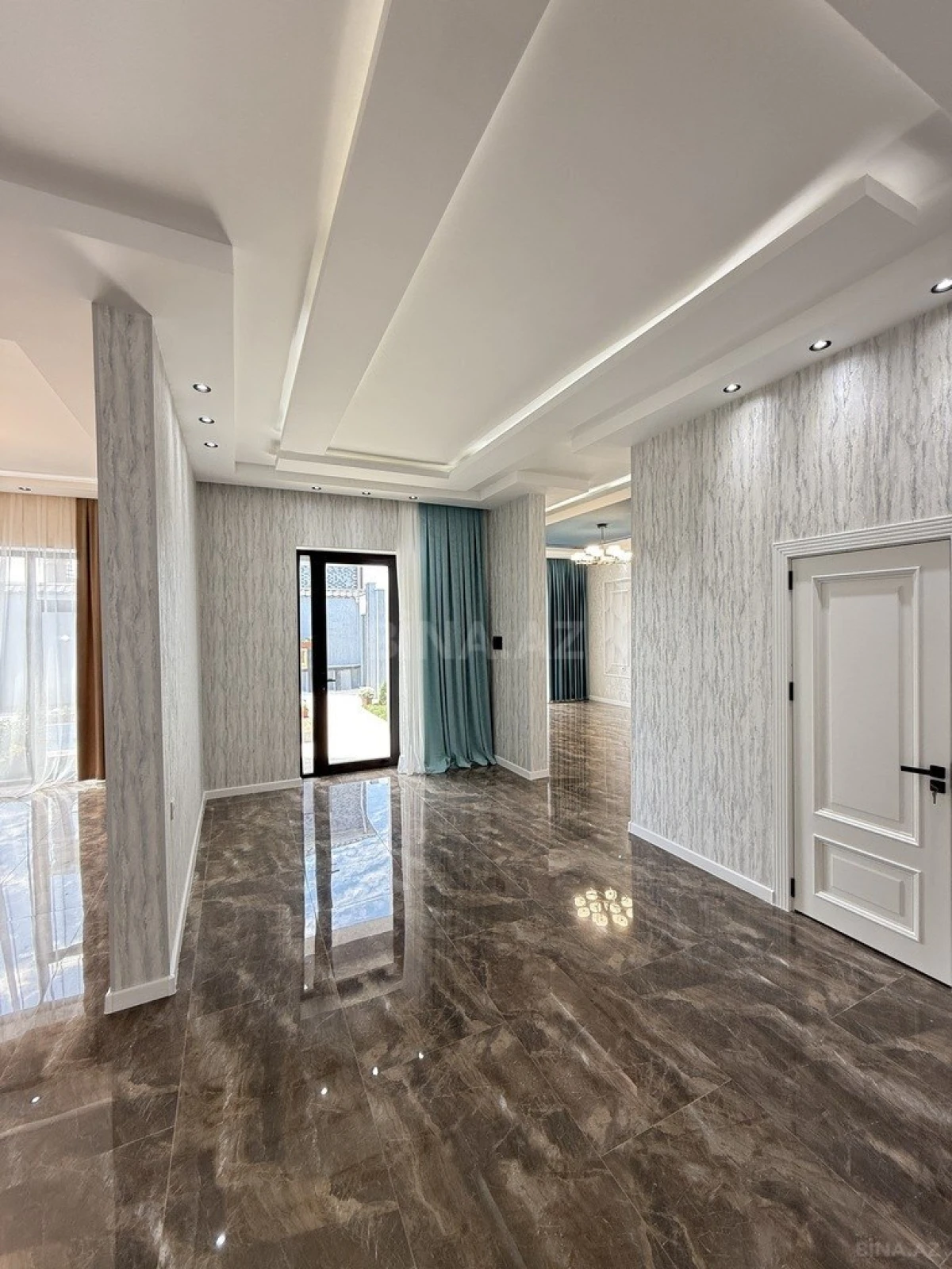 Satılır 4 otaqlı həyət evi 150 m²