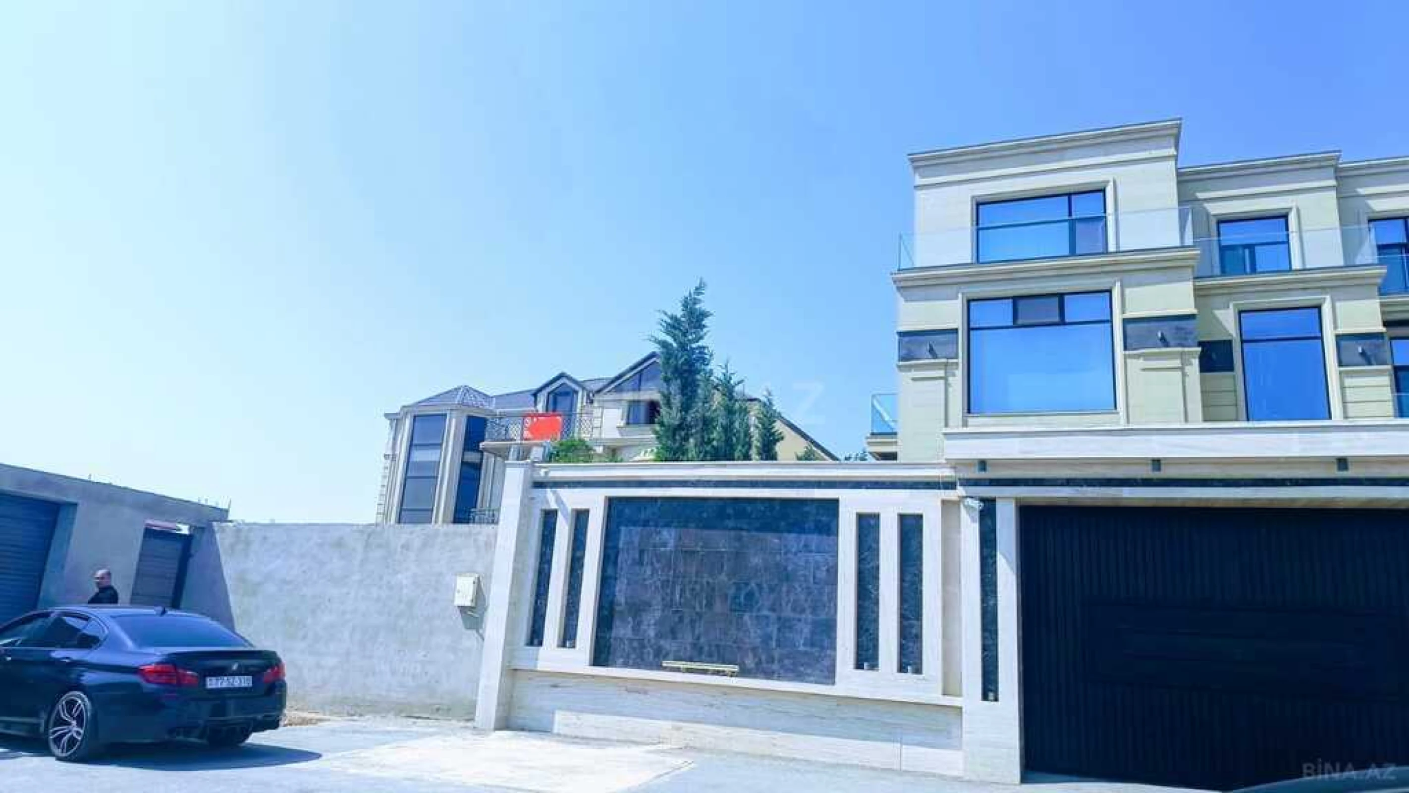 Satılır 7 otaqlı həyət evi 540 m²
