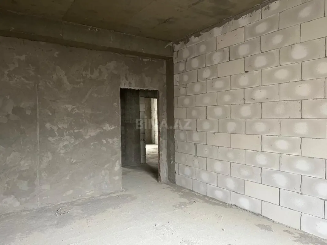 Satılır 2 otaqlı mənzil 75 m²