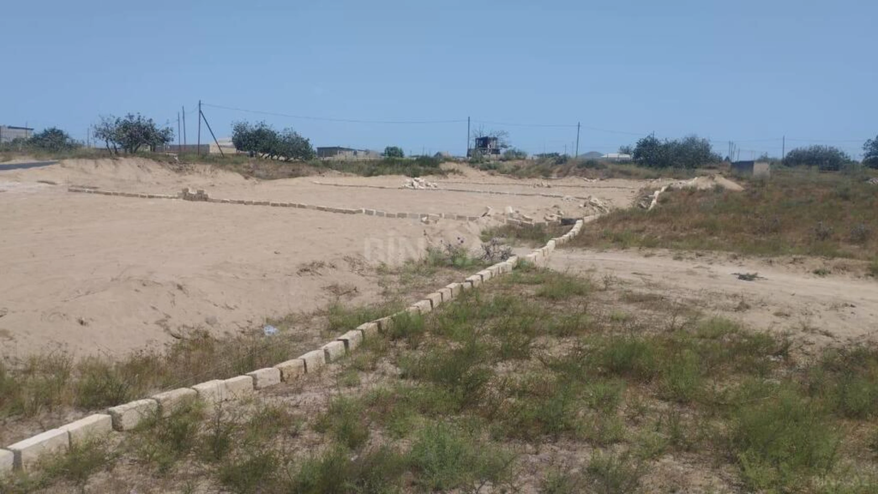 Satılır torpaq sahəsi 25 m²