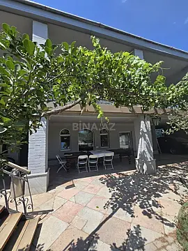 Satılır 6 otaqlı həyət evi 250 m²