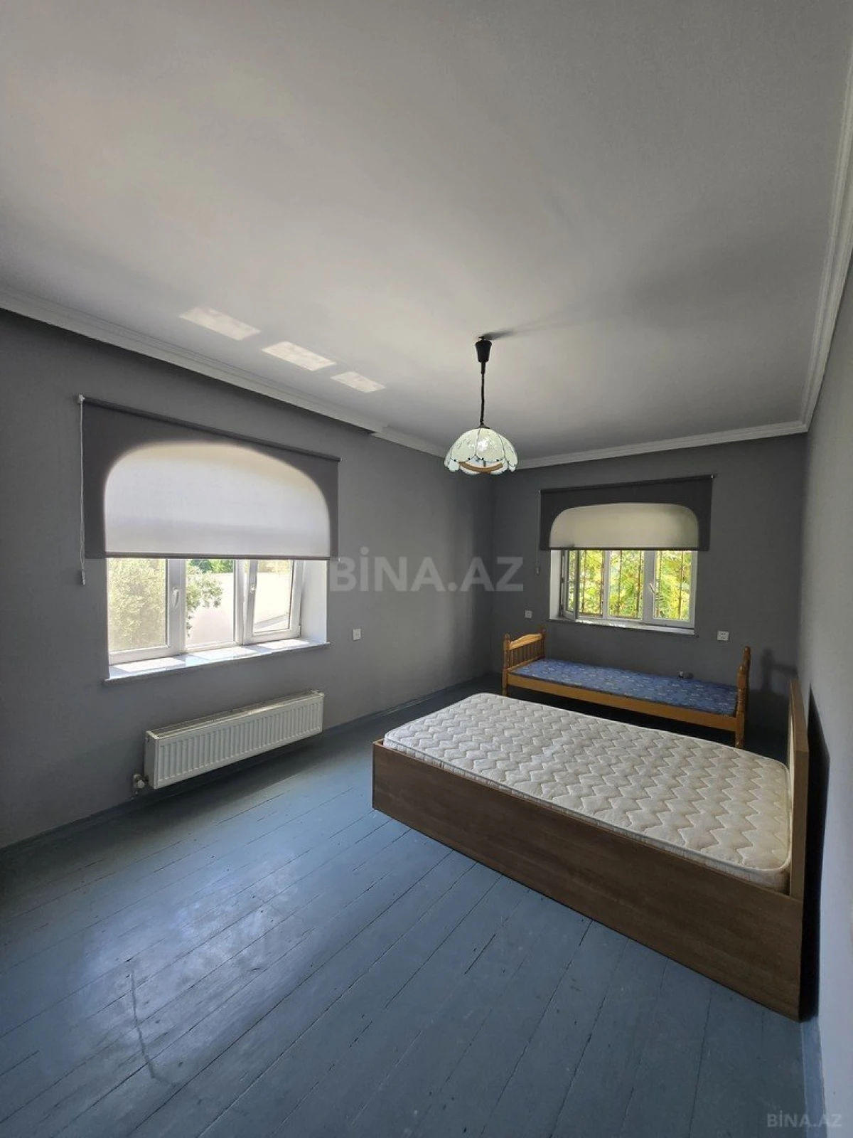 Satılır 6 otaqlı həyət evi 250 m²