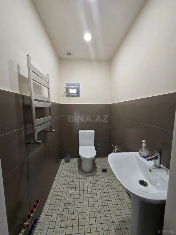 Satılır 6 otaqlı həyət evi 250 m²