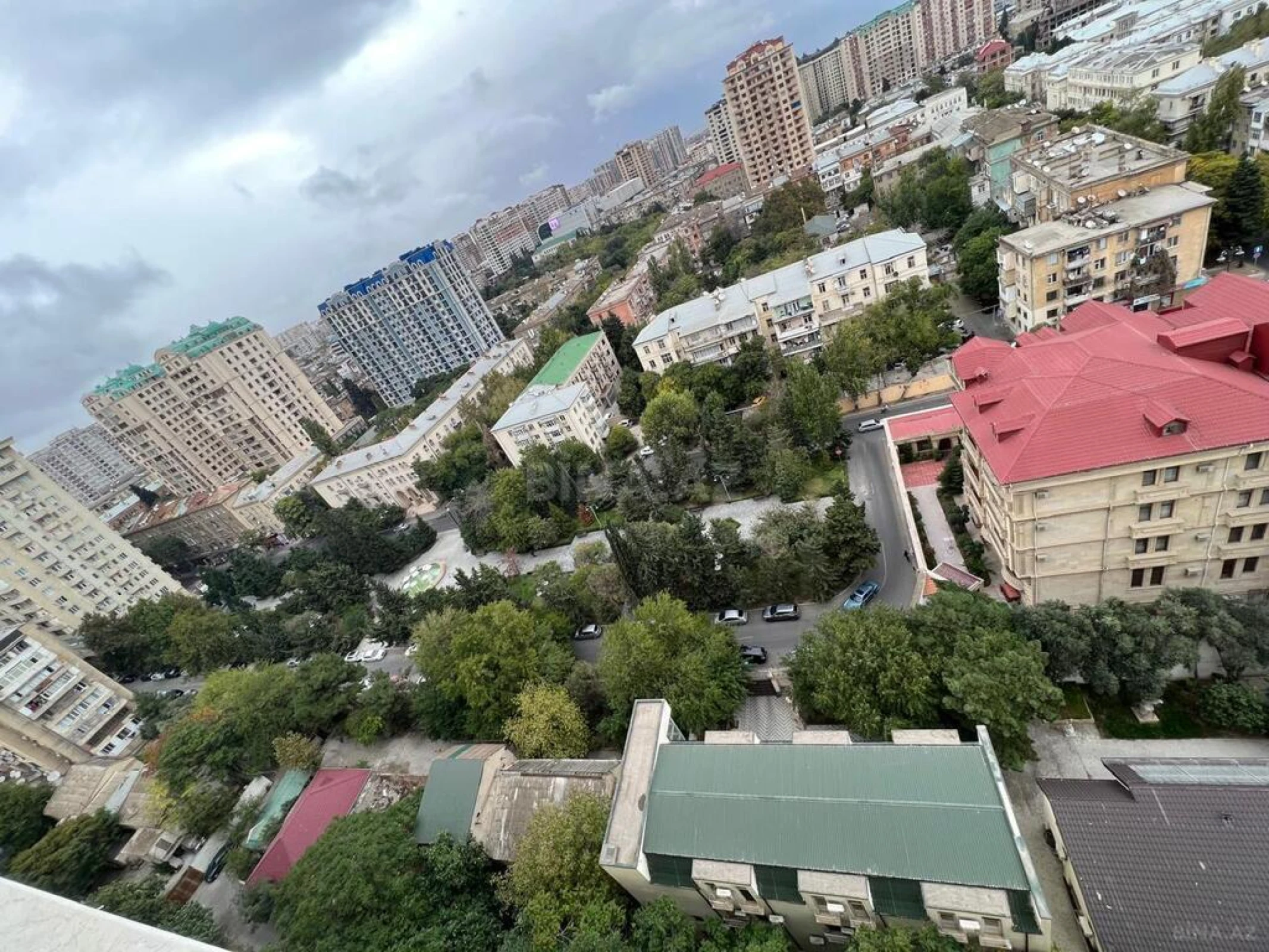 Kirayə verilir 3 otaqlı mənzil 110 m²