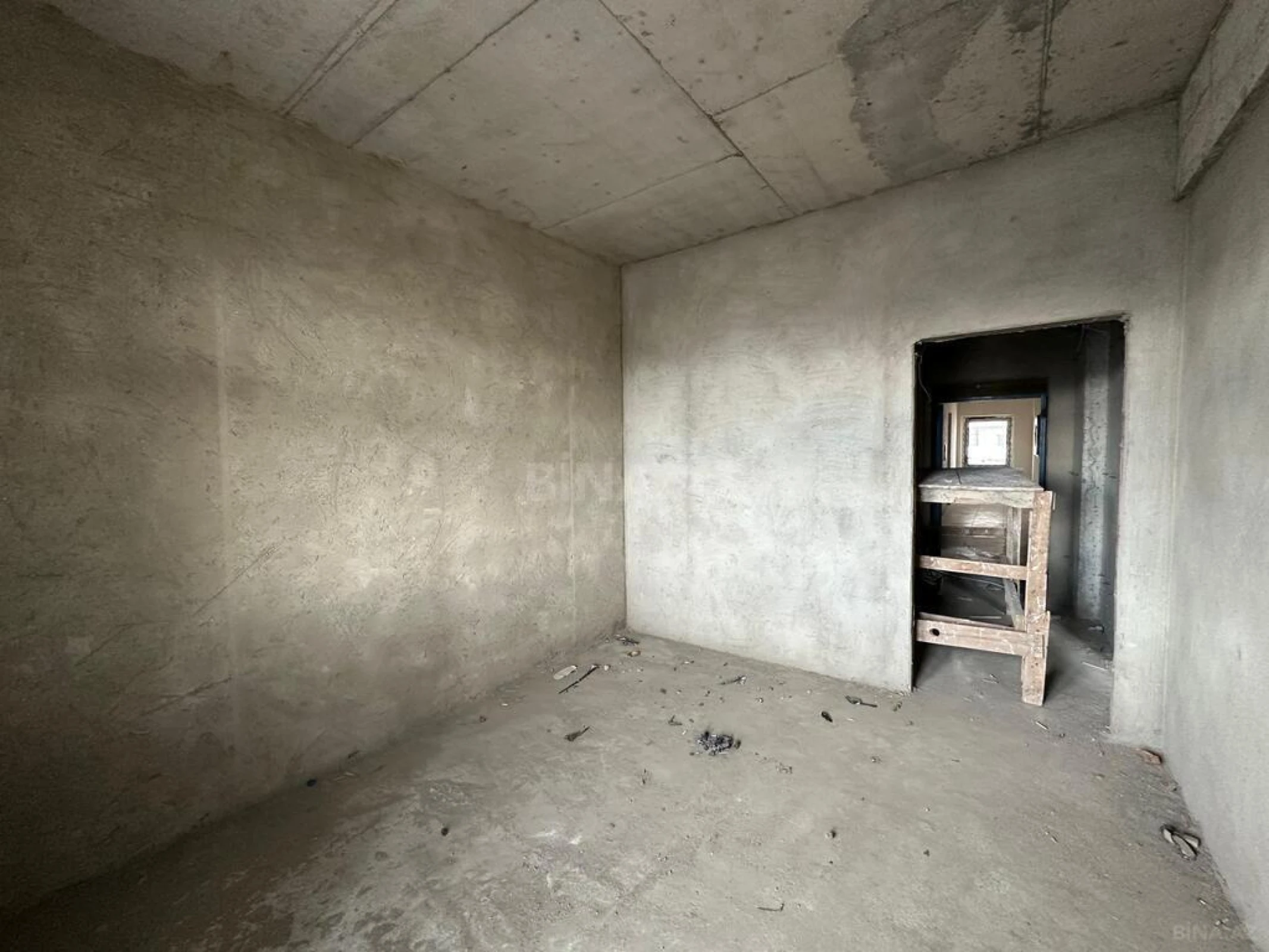 Satılır 1 otaqlı mənzil 50 m²