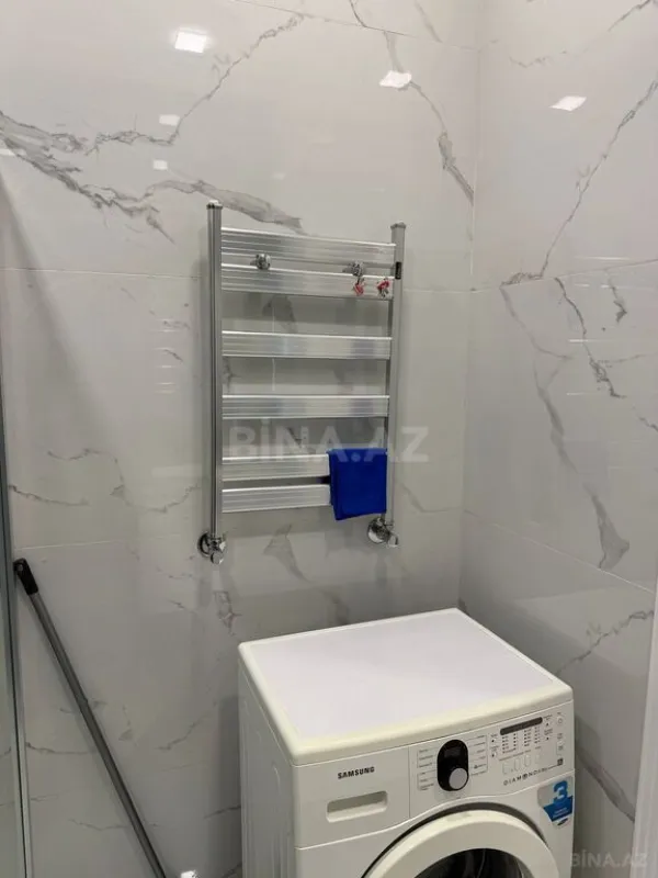 Satılır 4 otaqlı mənzil 106 m²