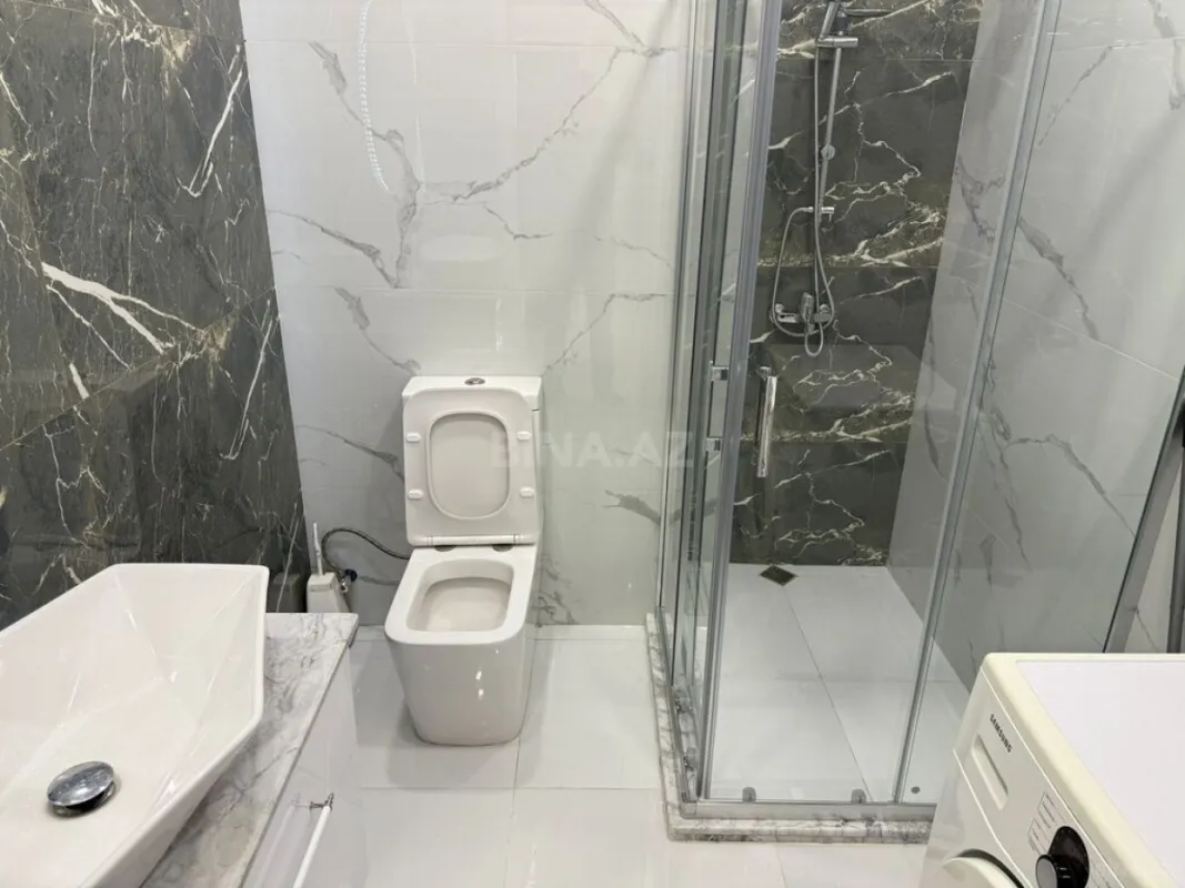 Satılır 4 otaqlı mənzil 106 m²