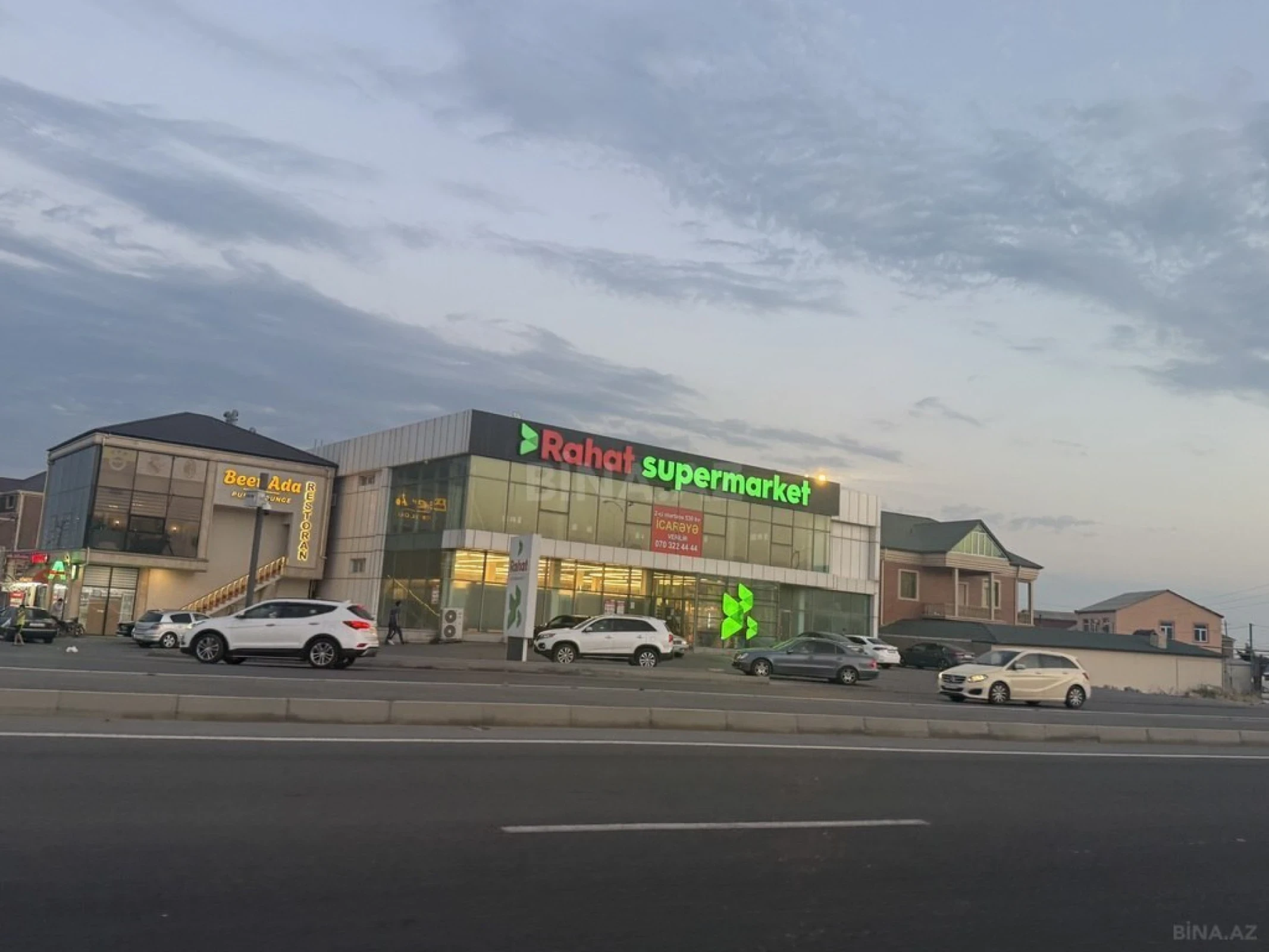 Kirayə verilir obyekt 300 m²