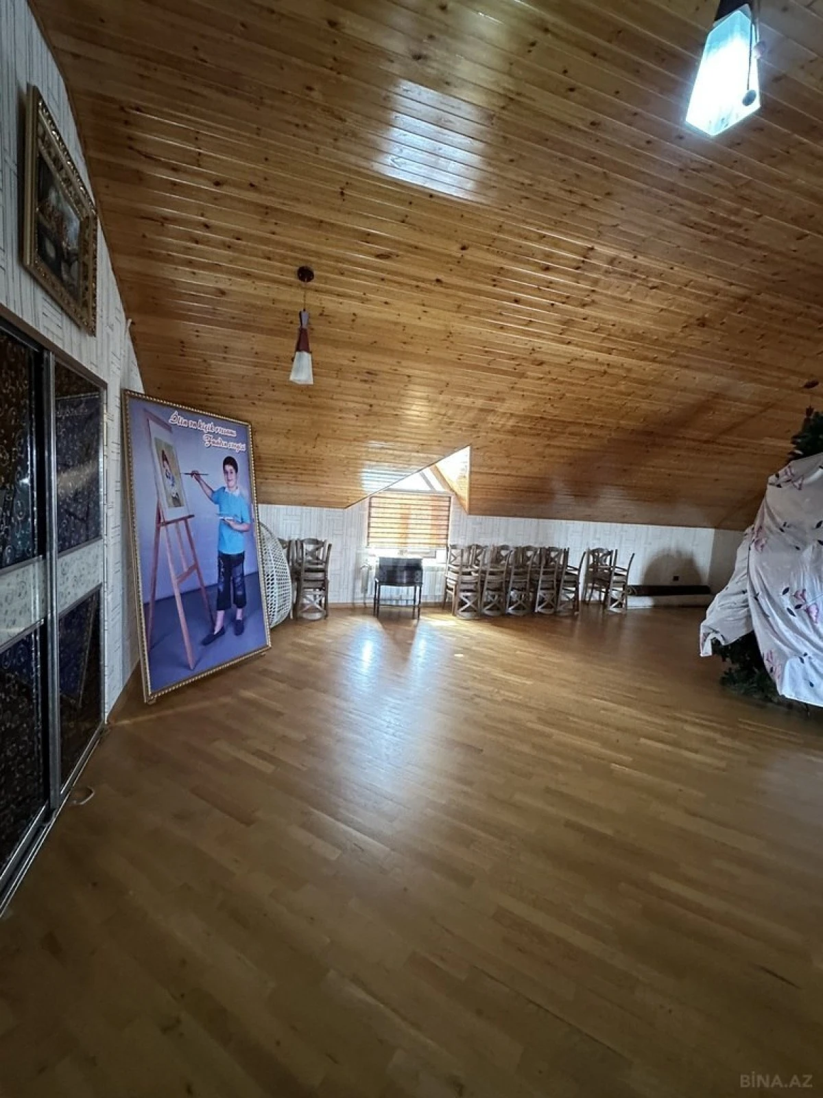 Satılır 7 otaqlı həyət evi 400 m²