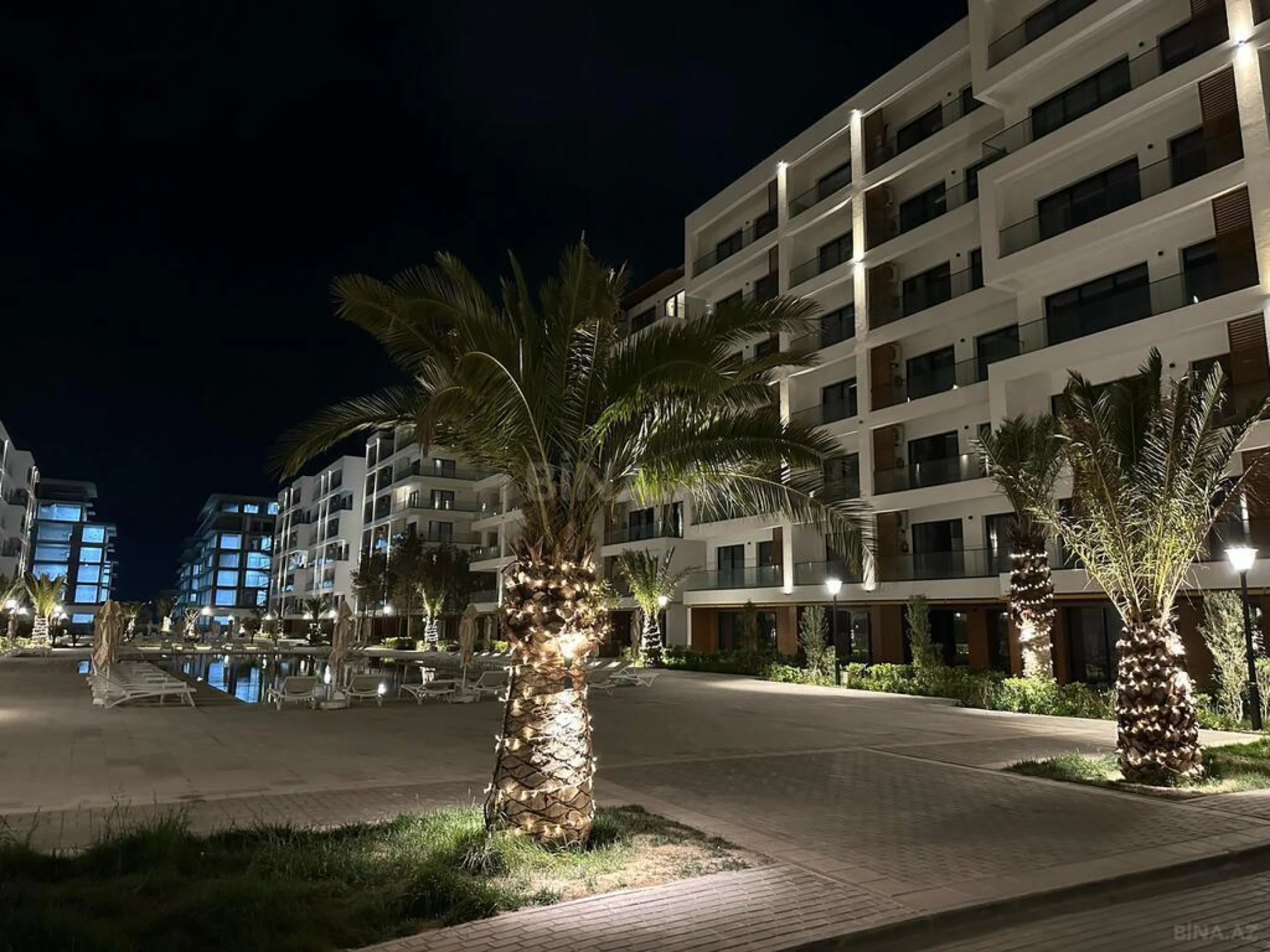 Satılır 1 otaqlı mənzil 56.9 m²