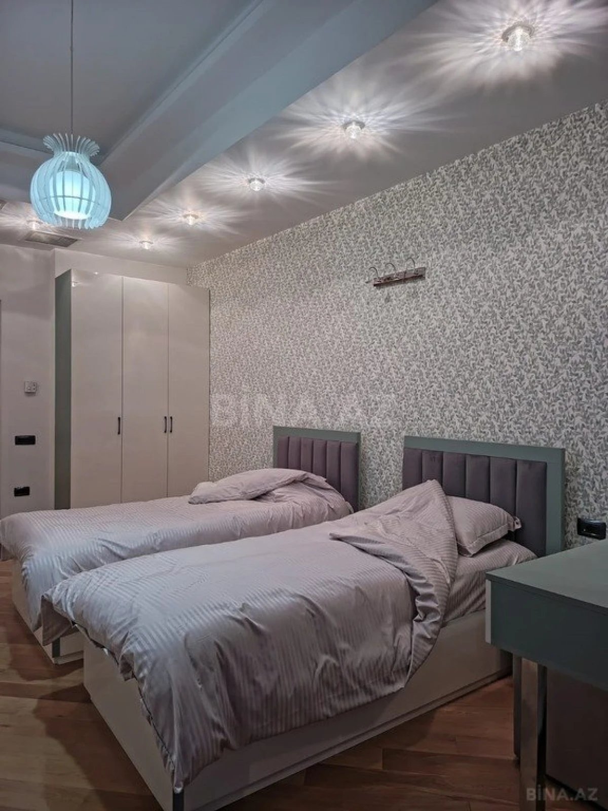 Kirayə verilir 4 otaqlı mənzil 265 m²