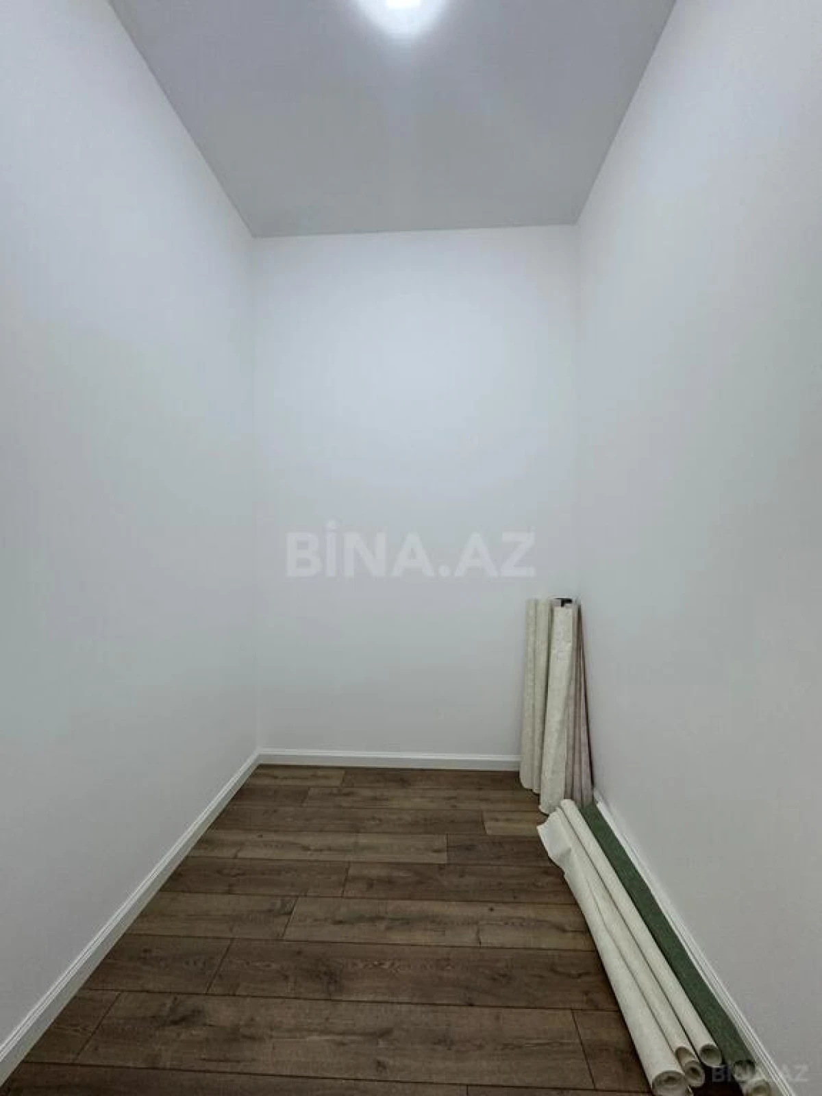 Satılır 5 otaqlı həyət evi 195 m²