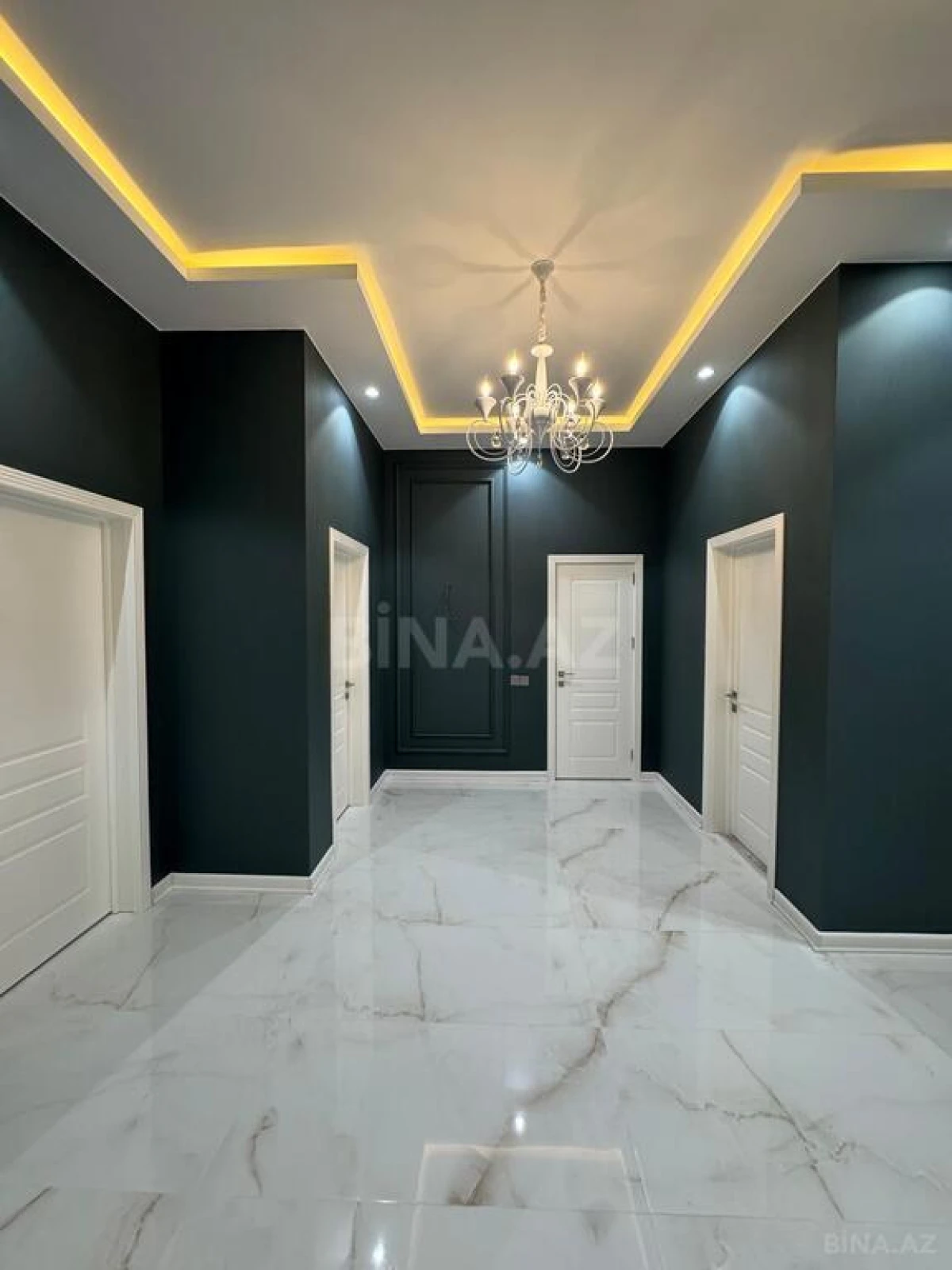 Satılır 4 otaqlı həyət evi 145 m²