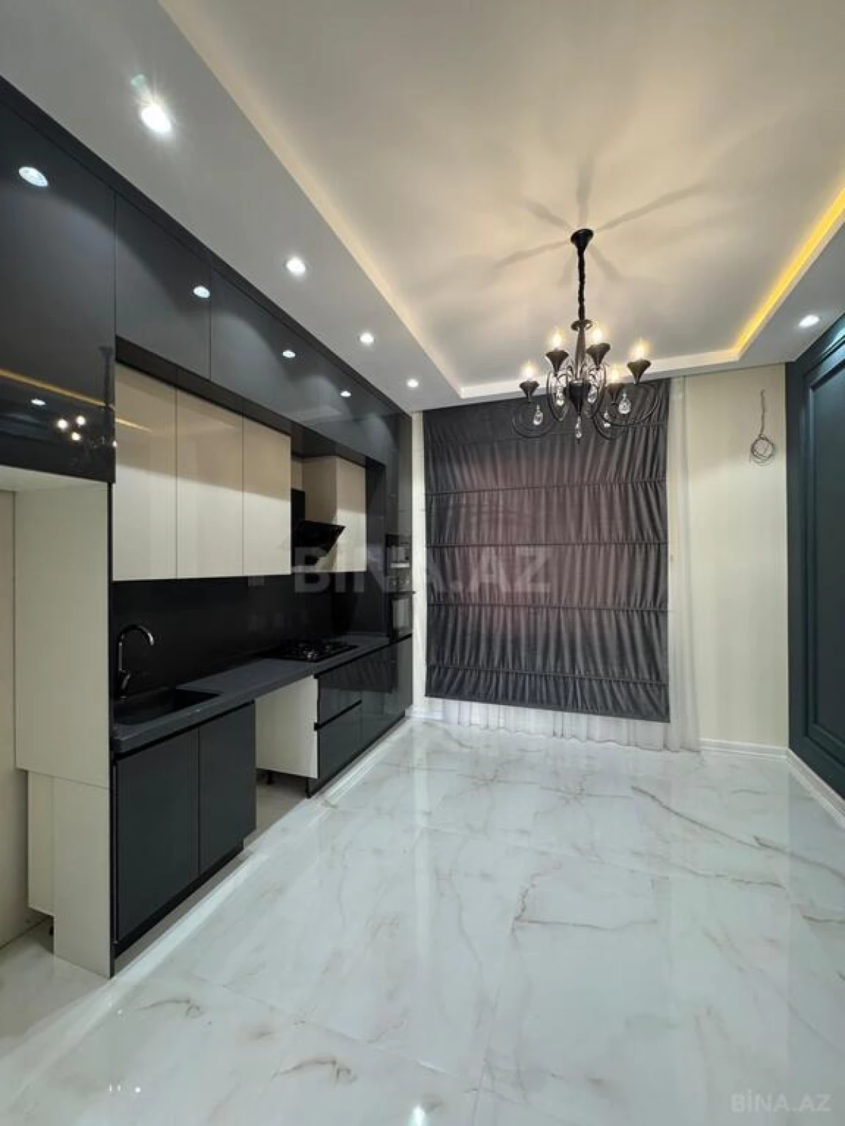 Satılır 4 otaqlı həyət evi 145 m²