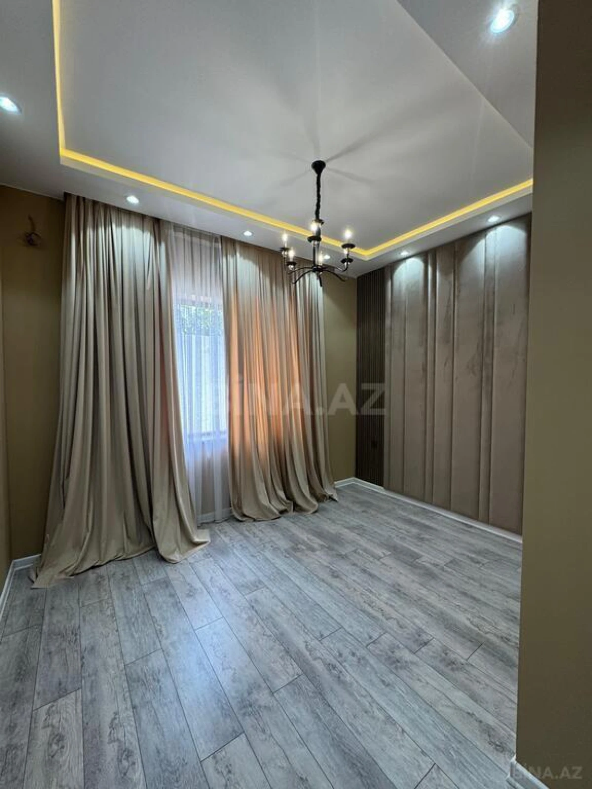 Satılır 4 otaqlı həyət evi 145 m²
