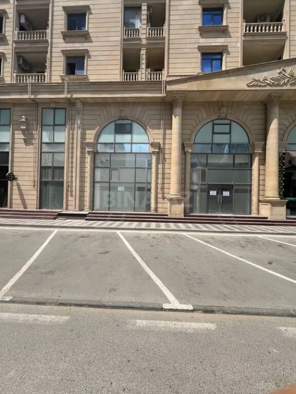 Kirayə verilir obyekt 367 m²