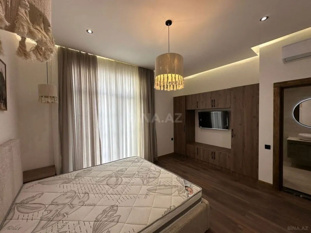 Satılır 4 otaqlı həyət evi 180 m²