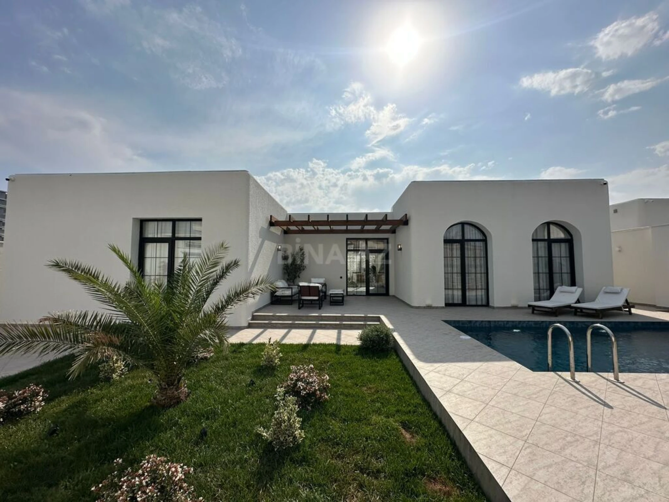 Satılır 4 otaqlı həyət evi 180 m²