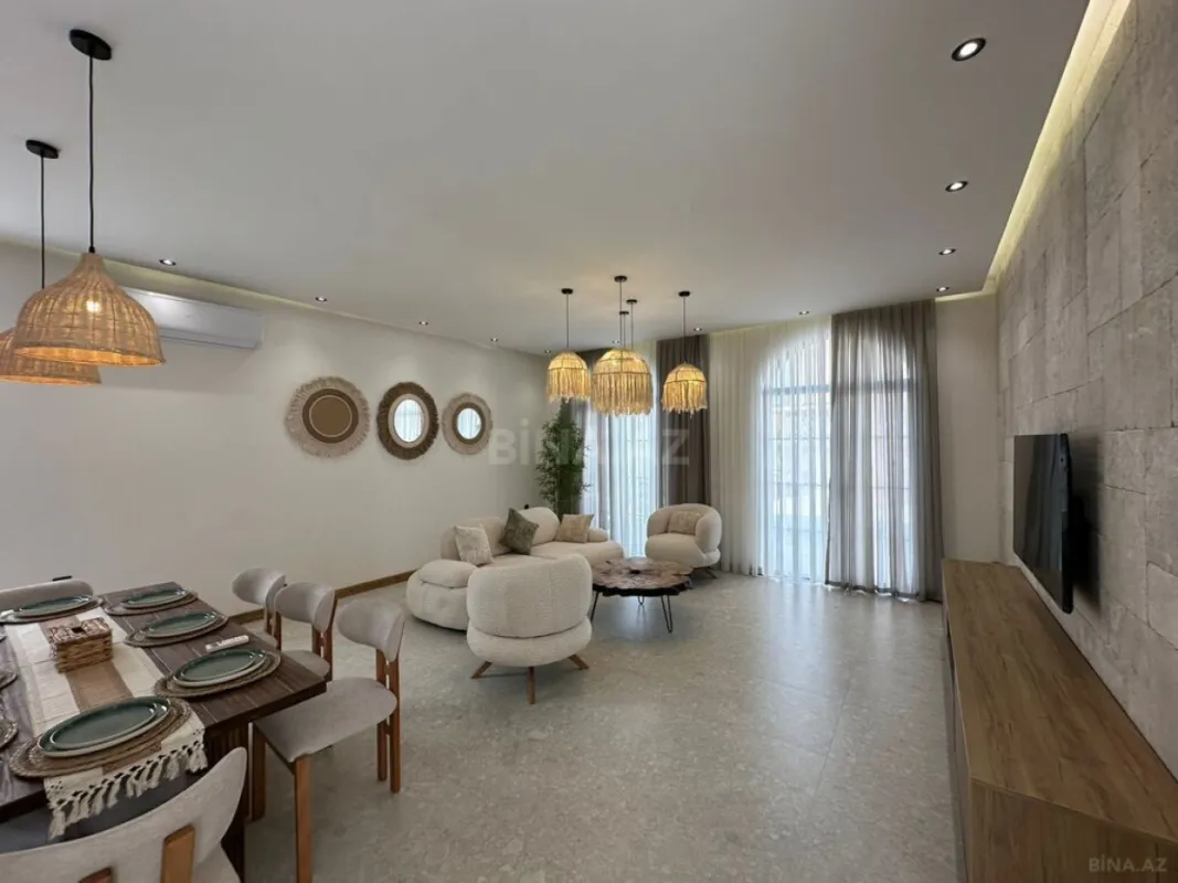 Satılır 4 otaqlı həyət evi 180 m²