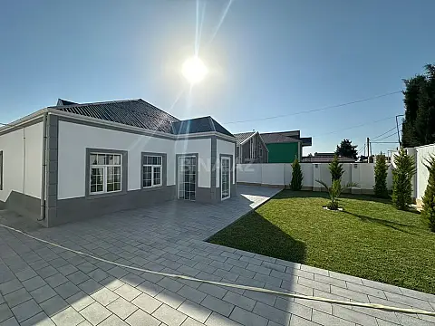 Satılır 4 otaqlı həyət evi 140 m²