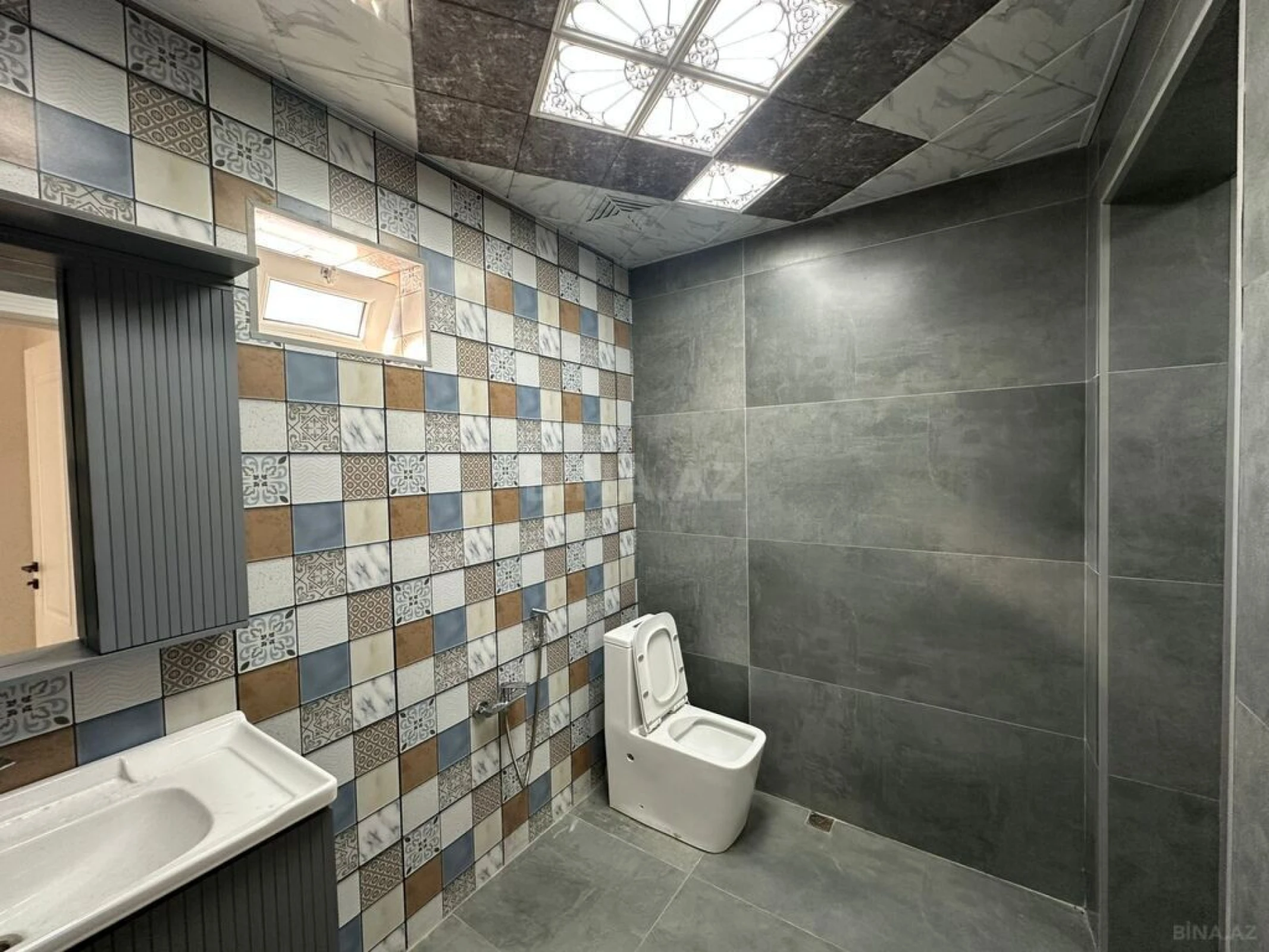 Satılır 4 otaqlı həyət evi 140 m²