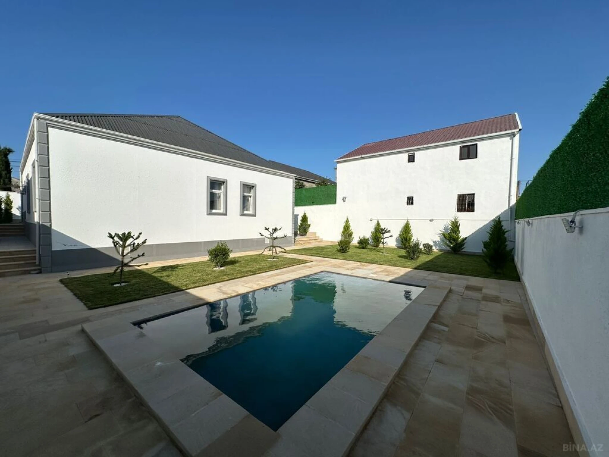 Satılır 4 otaqlı həyət evi 140 m²