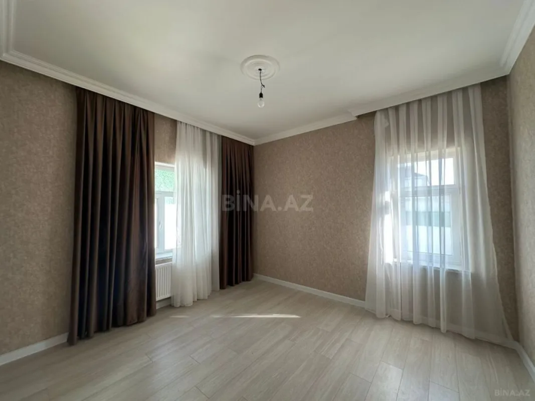 Satılır 4 otaqlı həyət evi 140 m²