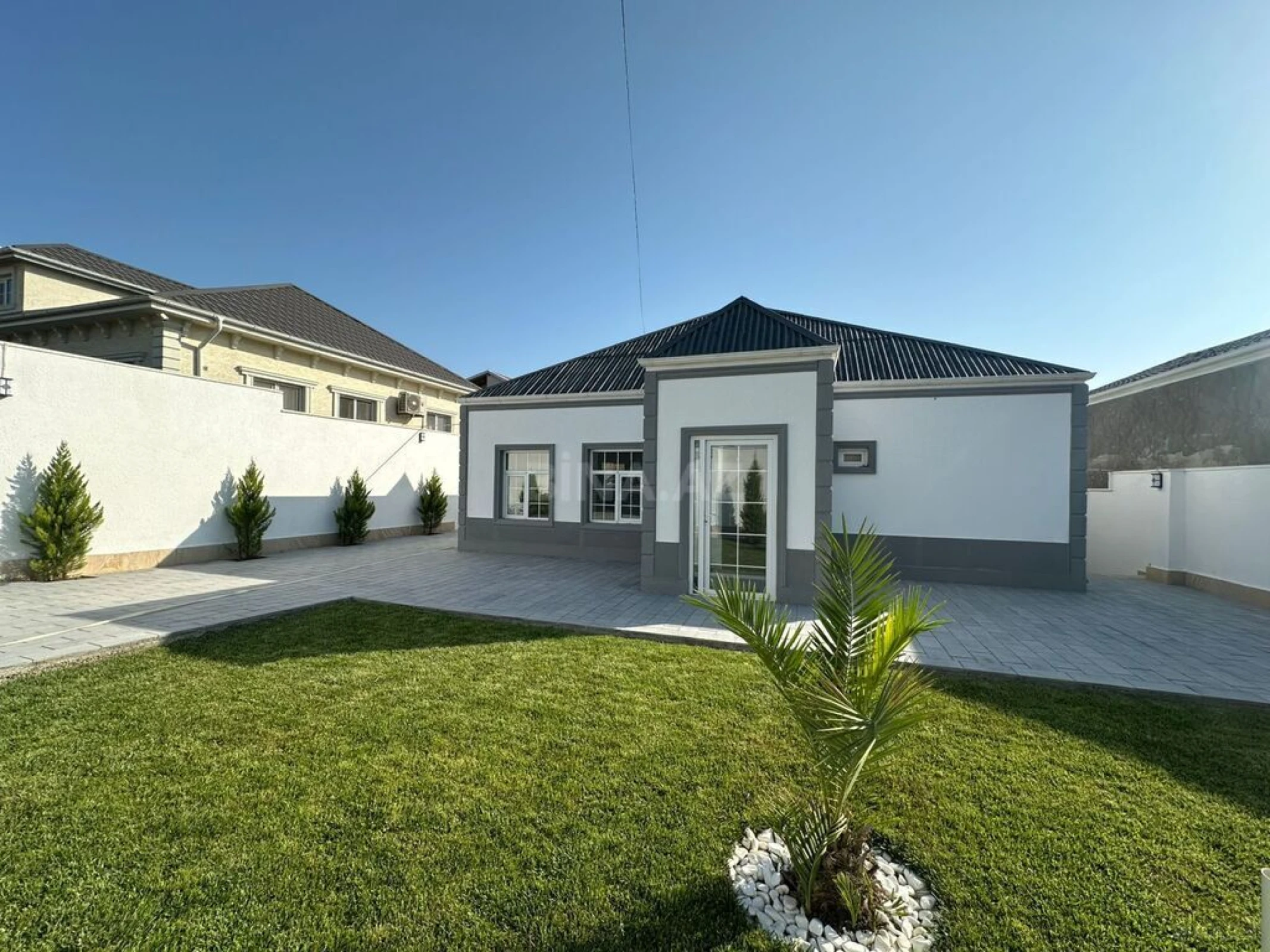 Satılır 4 otaqlı həyət evi 140 m²