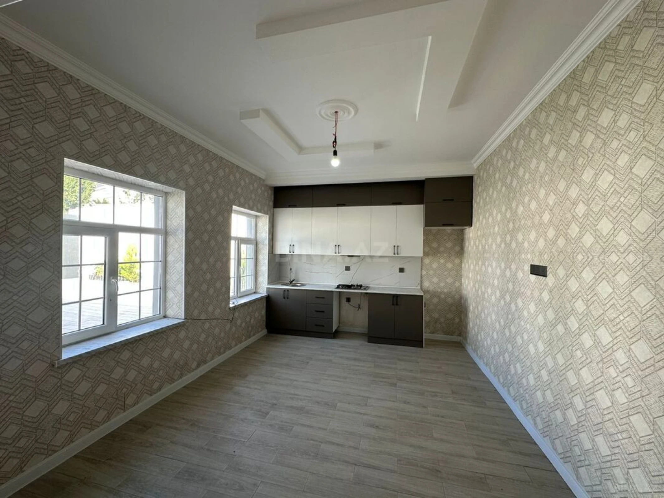 Satılır 4 otaqlı həyət evi 140 m²