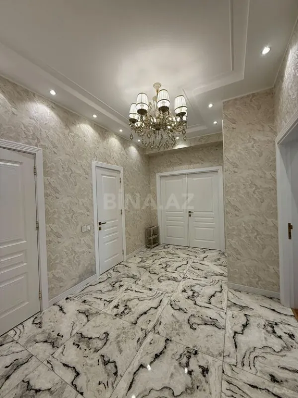 Kirayə verilir 3 otaqlı mənzil 125 m²