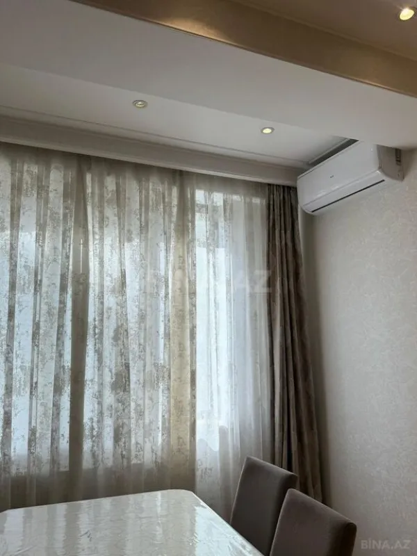 Kirayə verilir 3 otaqlı mənzil 125 m²