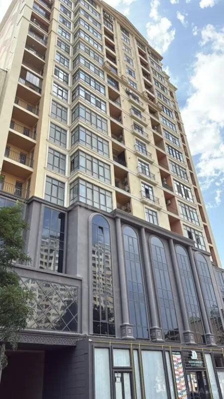Kirayə verilir 3 otaqlı mənzil 125 m²