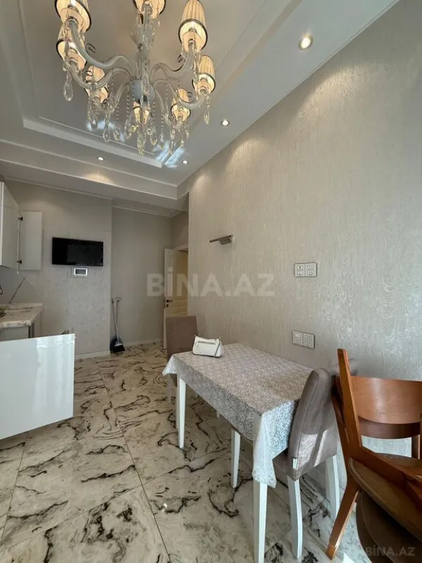 Kirayə verilir 3 otaqlı mənzil 125 m²