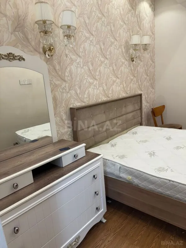 Kirayə verilir 3 otaqlı mənzil 125 m²