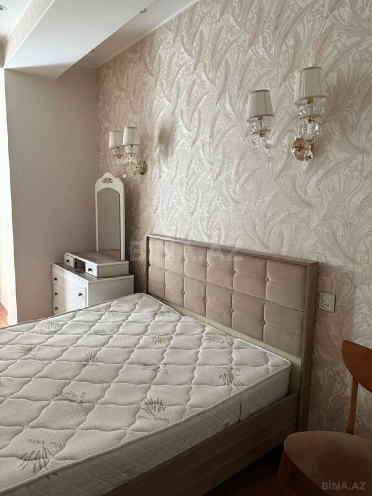 Kirayə verilir 3 otaqlı mənzil 125 m²