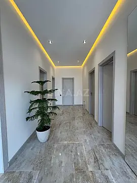 Satılır 4 otaqlı həyət evi 170 m²