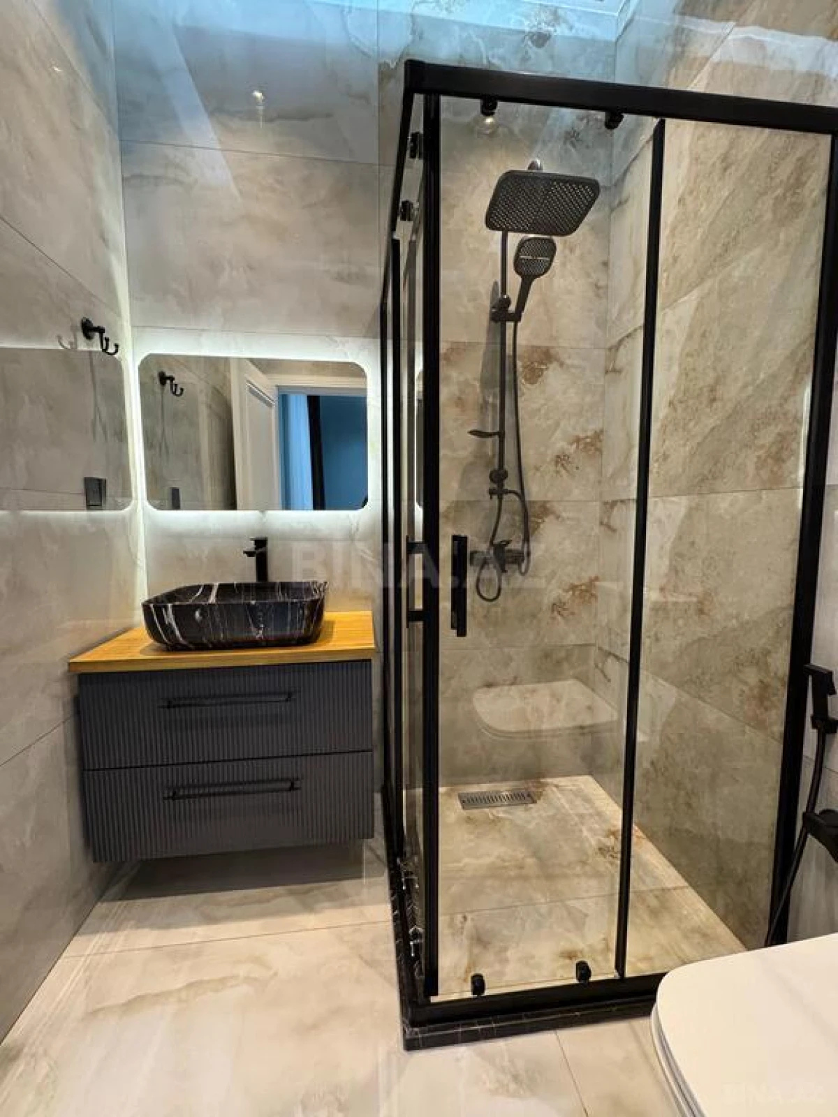 Satılır 4 otaqlı həyət evi 175 m²